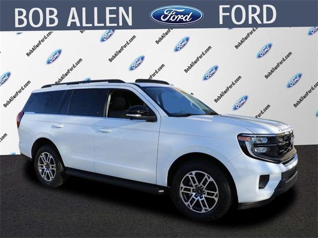 new 2025 Ford Expedition car, priced at $73,340
