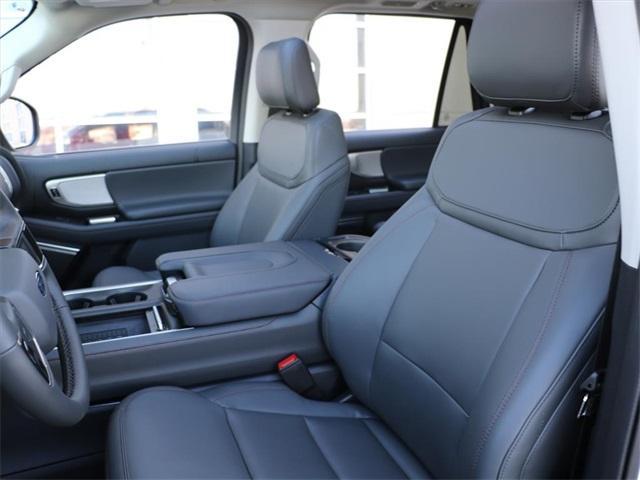 new 2025 Ford Expedition car, priced at $73,340