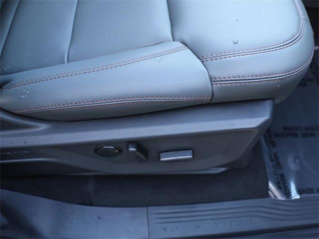 new 2025 Ford Expedition car, priced at $73,340