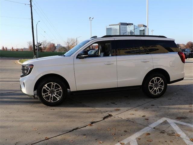 new 2025 Ford Expedition car, priced at $73,340