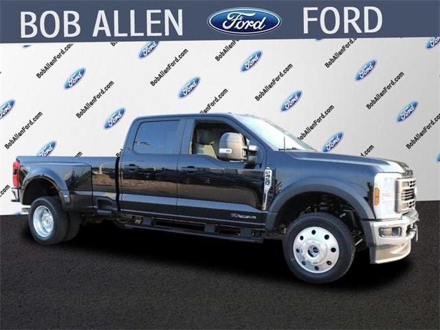 new 2025 Ford F-450 car, priced at $75,215