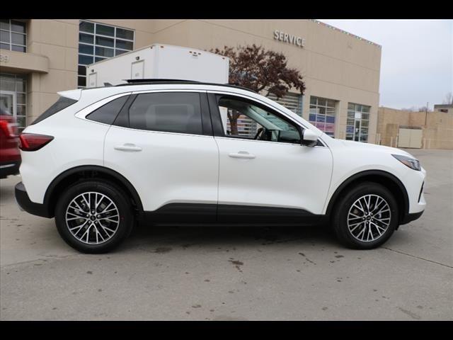 new 2025 Ford Escape car, priced at $46,510