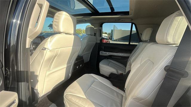 used 2021 Ford Expedition car, priced at $55,590