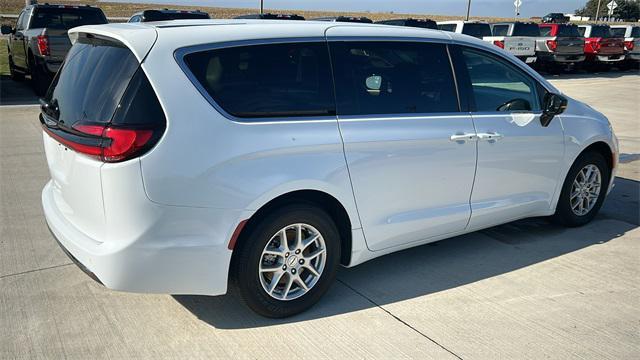 used 2024 Chrysler Pacifica car, priced at $40,490