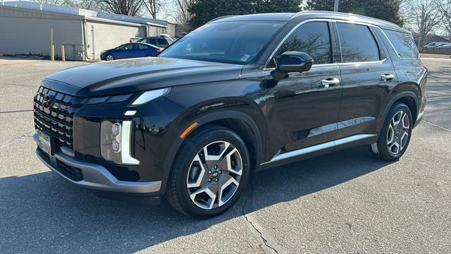 used 2023 Hyundai Palisade car, priced at $39,990