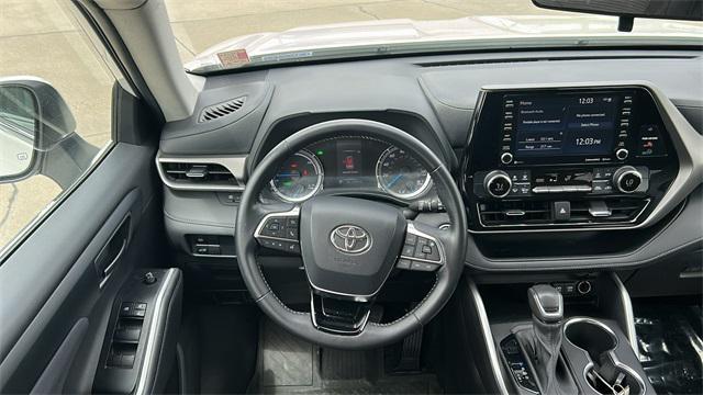 used 2021 Toyota Highlander Hybrid car, priced at $35,990