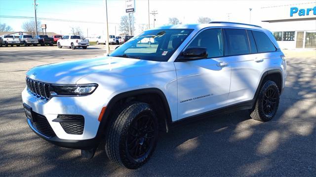 used 2023 Jeep Grand Cherokee car, priced at $32,490