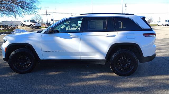 used 2023 Jeep Grand Cherokee car, priced at $32,490