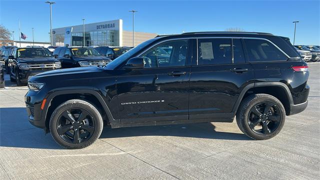 used 2023 Jeep Grand Cherokee car, priced at $33,290