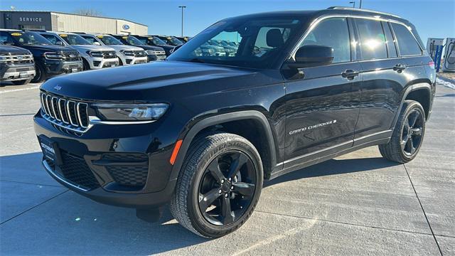 used 2023 Jeep Grand Cherokee car, priced at $33,290