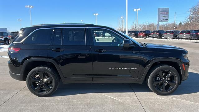 used 2023 Jeep Grand Cherokee car, priced at $32,990