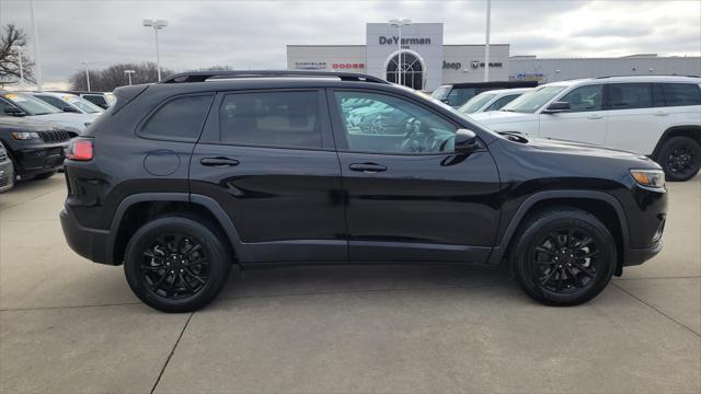 used 2023 Jeep Cherokee car, priced at $27,290