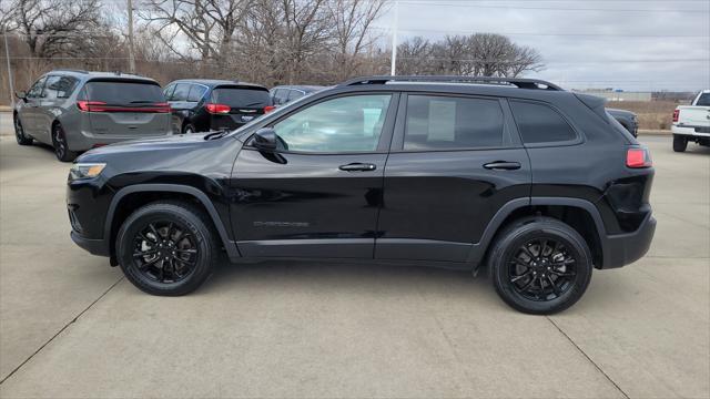 used 2023 Jeep Cherokee car, priced at $27,290