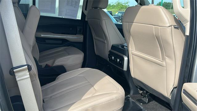used 2023 Ford Expedition car, priced at $63,290