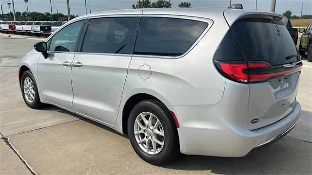 used 2024 Chrysler Pacifica car, priced at $39,990