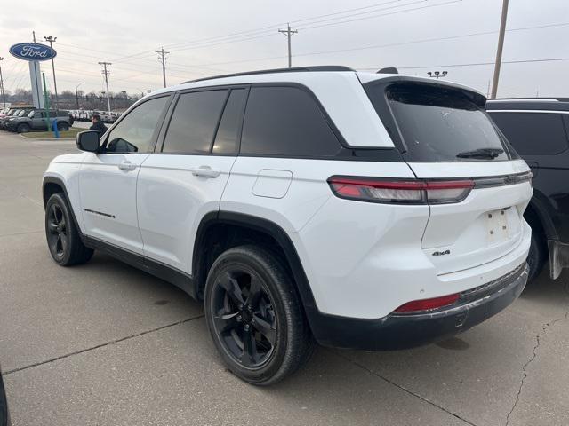 used 2022 Jeep Grand Cherokee car, priced at $31,290