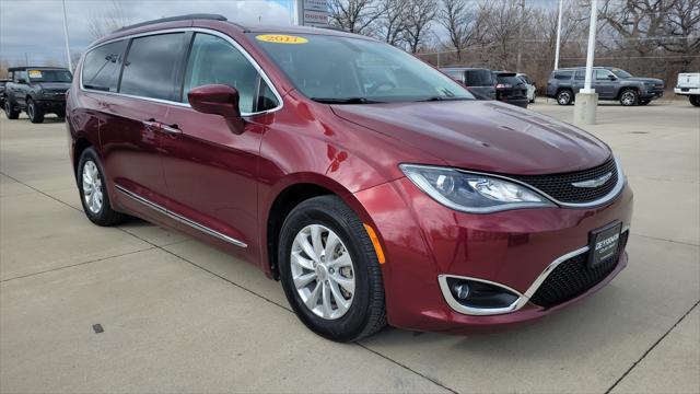 used 2017 Chrysler Pacifica car, priced at $15,490