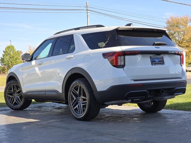 new 2025 Ford Explorer car, priced at $51,366