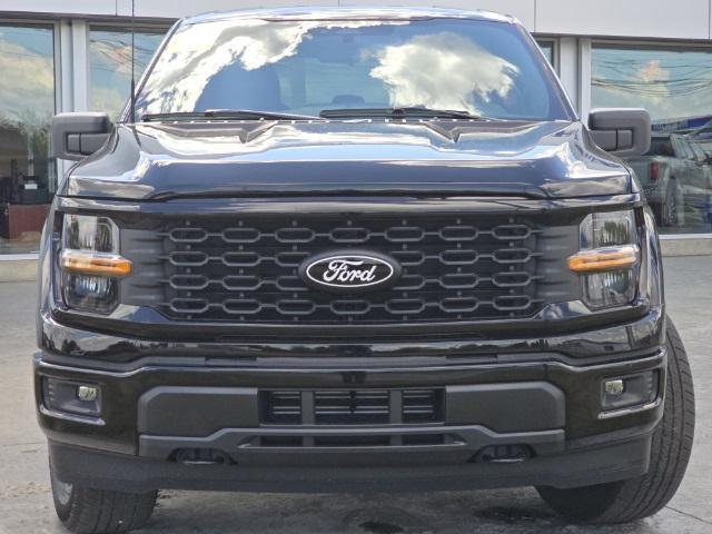 new 2024 Ford F-150 car, priced at $49,772