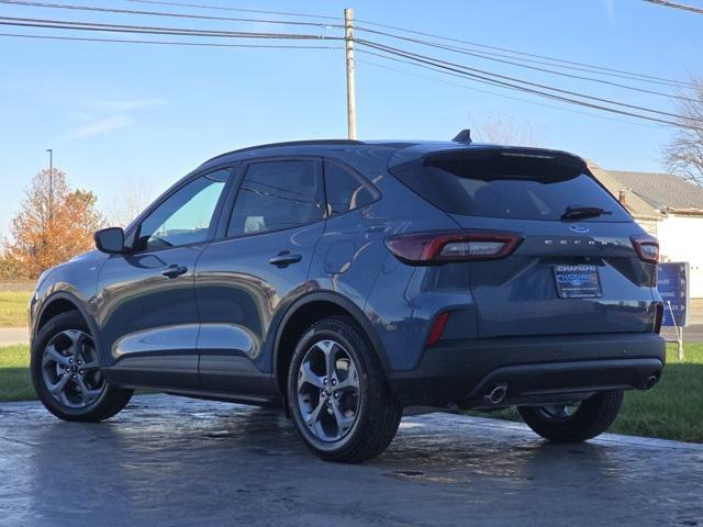 new 2025 Ford Escape car, priced at $38,495