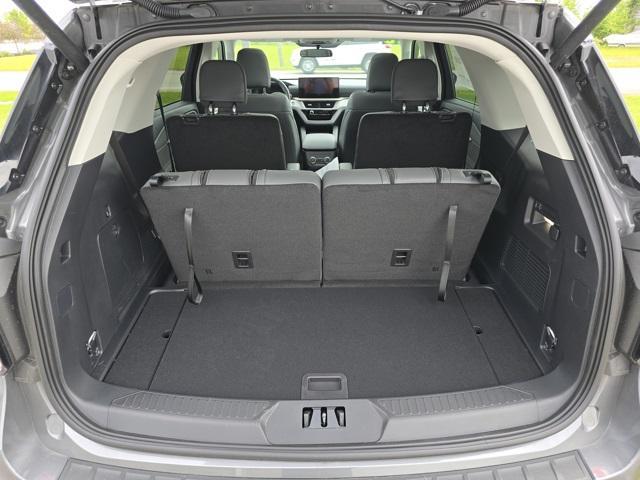 new 2025 Ford Explorer car, priced at $46,774