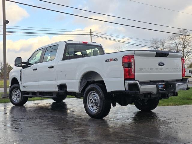 new 2024 Ford F-350 car, priced at $61,994