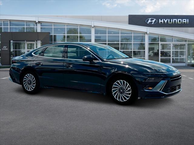 new 2024 Hyundai Sonata Hybrid car, priced at $32,490