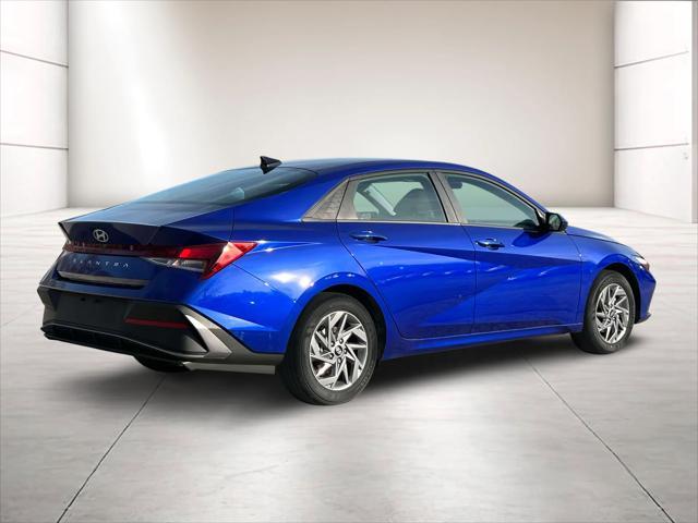 new 2024 Hyundai Elantra car, priced at $24,725