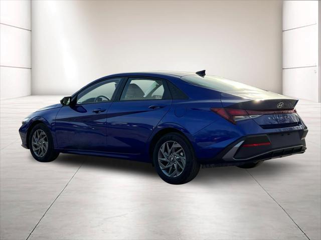 new 2024 Hyundai Elantra car, priced at $24,725