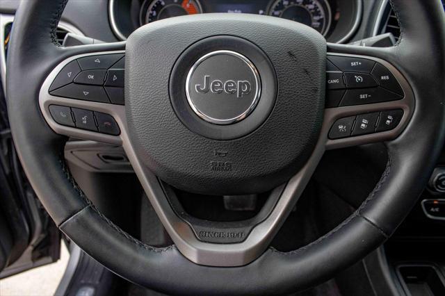 used 2019 Jeep Cherokee car, priced at $19,400