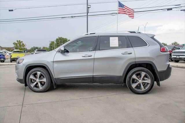 used 2019 Jeep Cherokee car, priced at $19,400