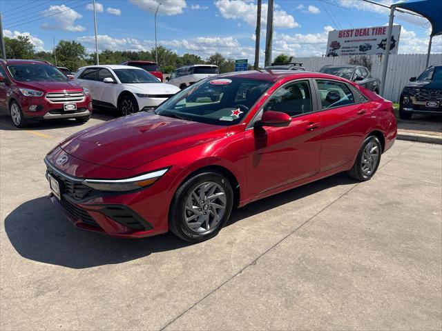 new 2024 Hyundai Elantra car, priced at $24,725