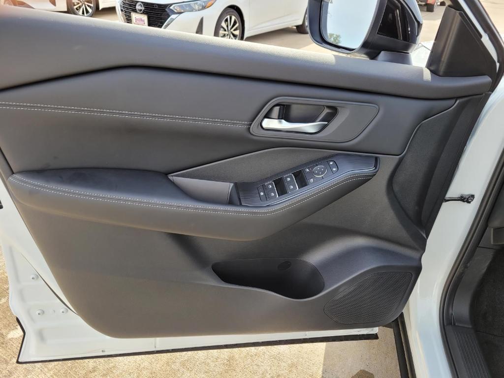 new 2025 Nissan Rogue car, priced at $34,851
