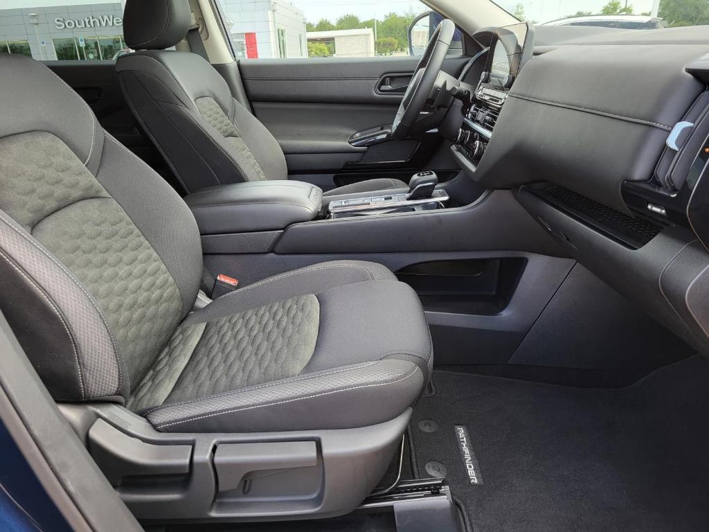 used 2025 Nissan Pathfinder car, priced at $37,298