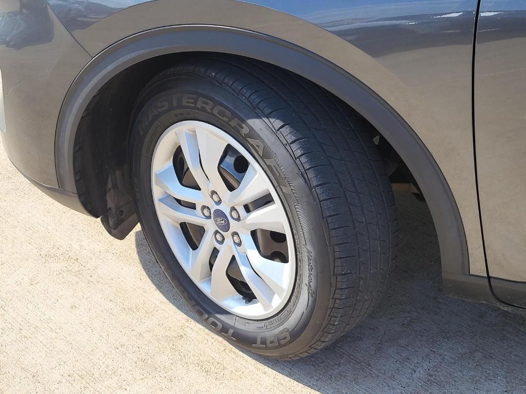 used 2020 Ford Escape car, priced at $10,994