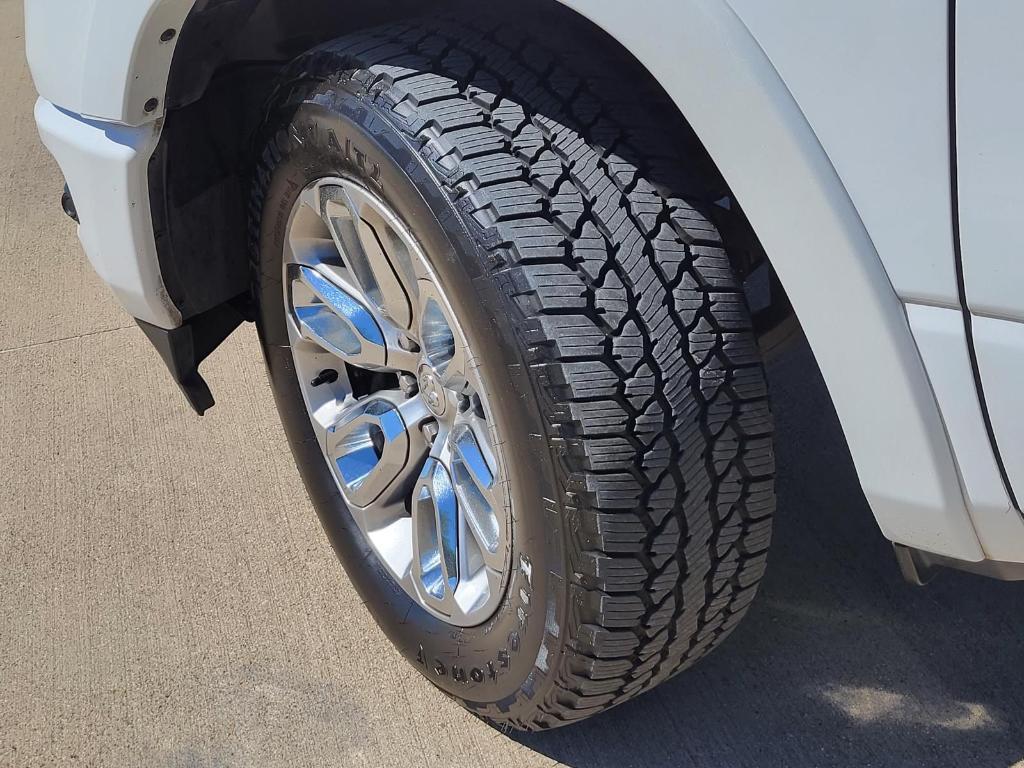 used 2022 Ram 1500 car, priced at $35,812