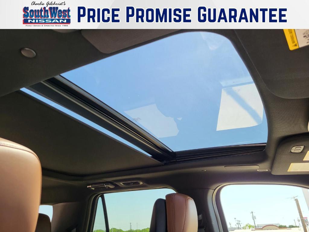 used 2024 Lincoln Navigator L car, priced at $83,644