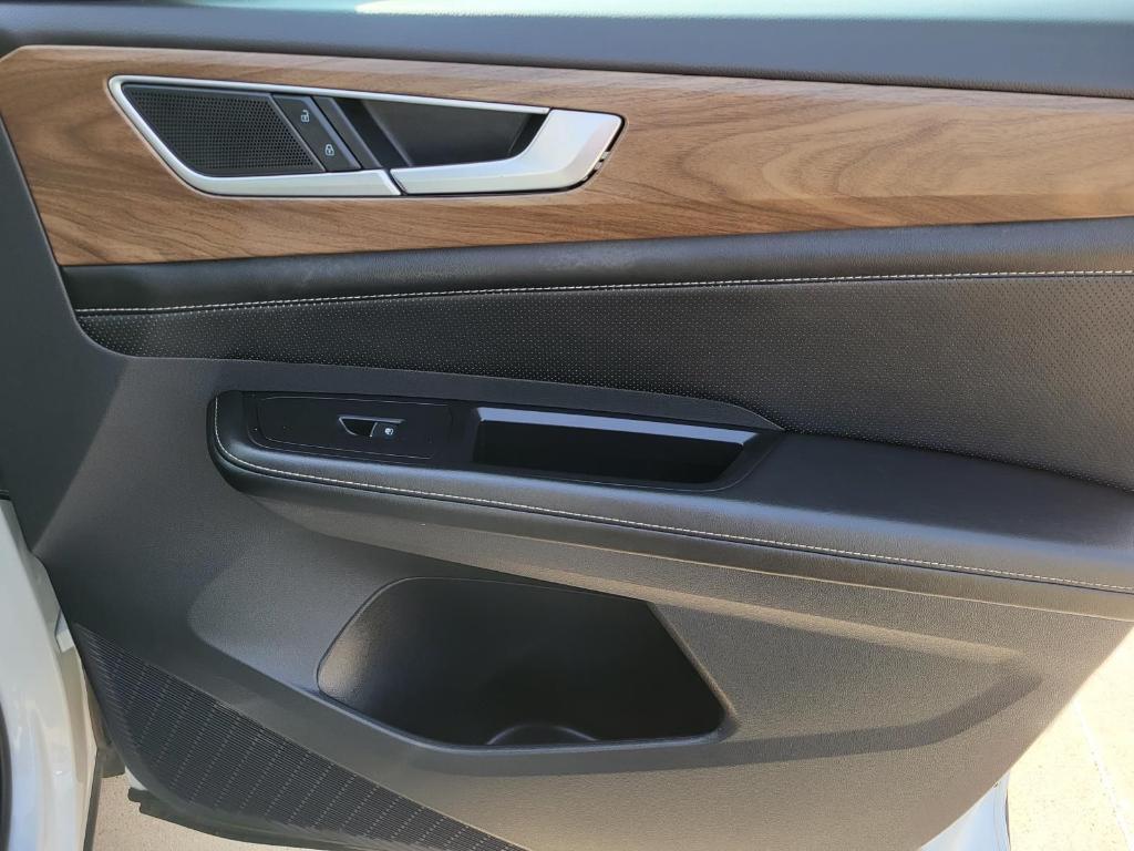 used 2024 Volkswagen Atlas car, priced at $29,817