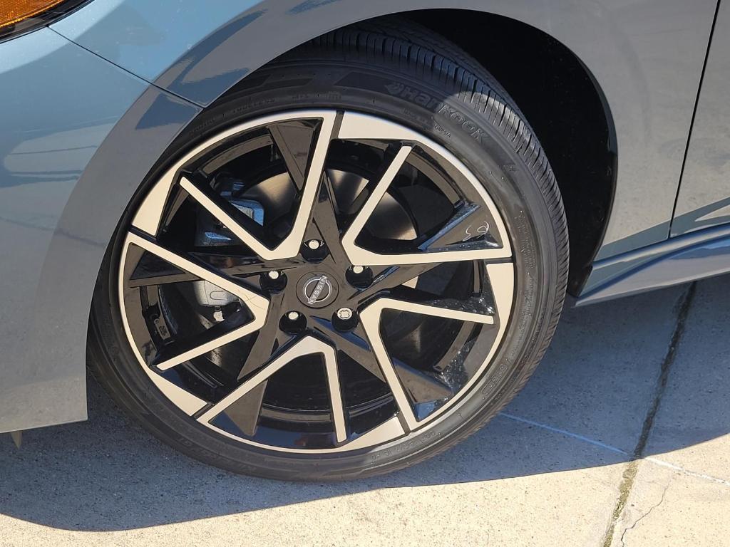 new 2025 Nissan Sentra car, priced at $27,121