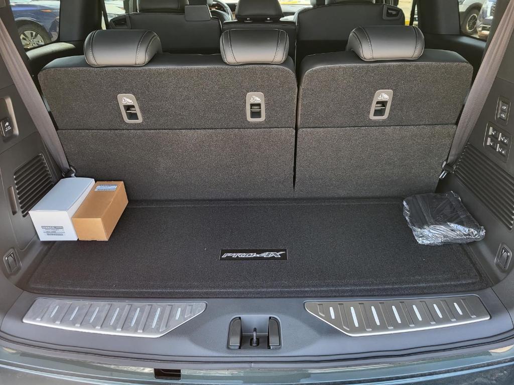 new 2025 Nissan Armada car, priced at $75,857