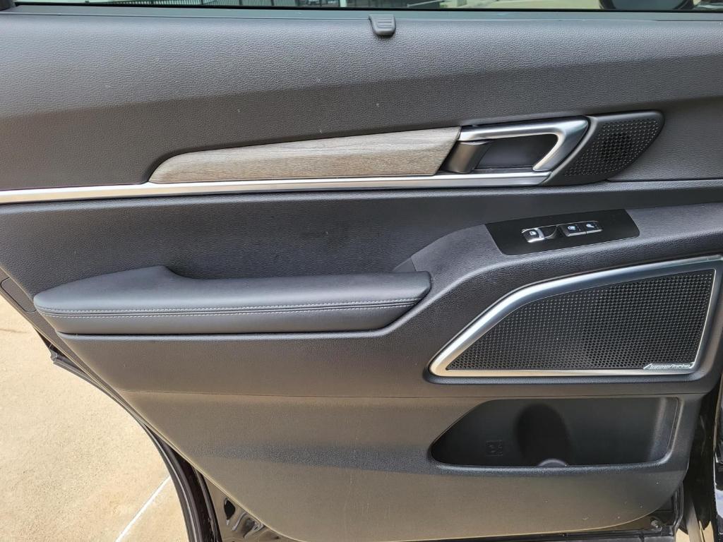used 2022 Kia Telluride car, priced at $37,759