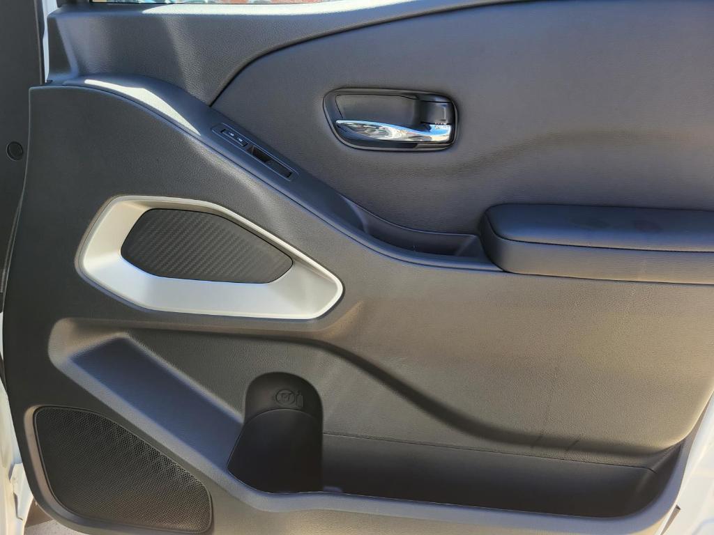 new 2025 Nissan Frontier car, priced at $32,180