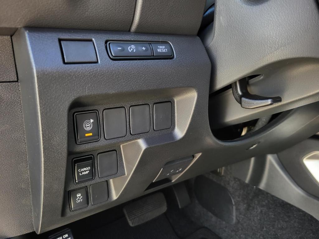 new 2025 Nissan Frontier car, priced at $32,180