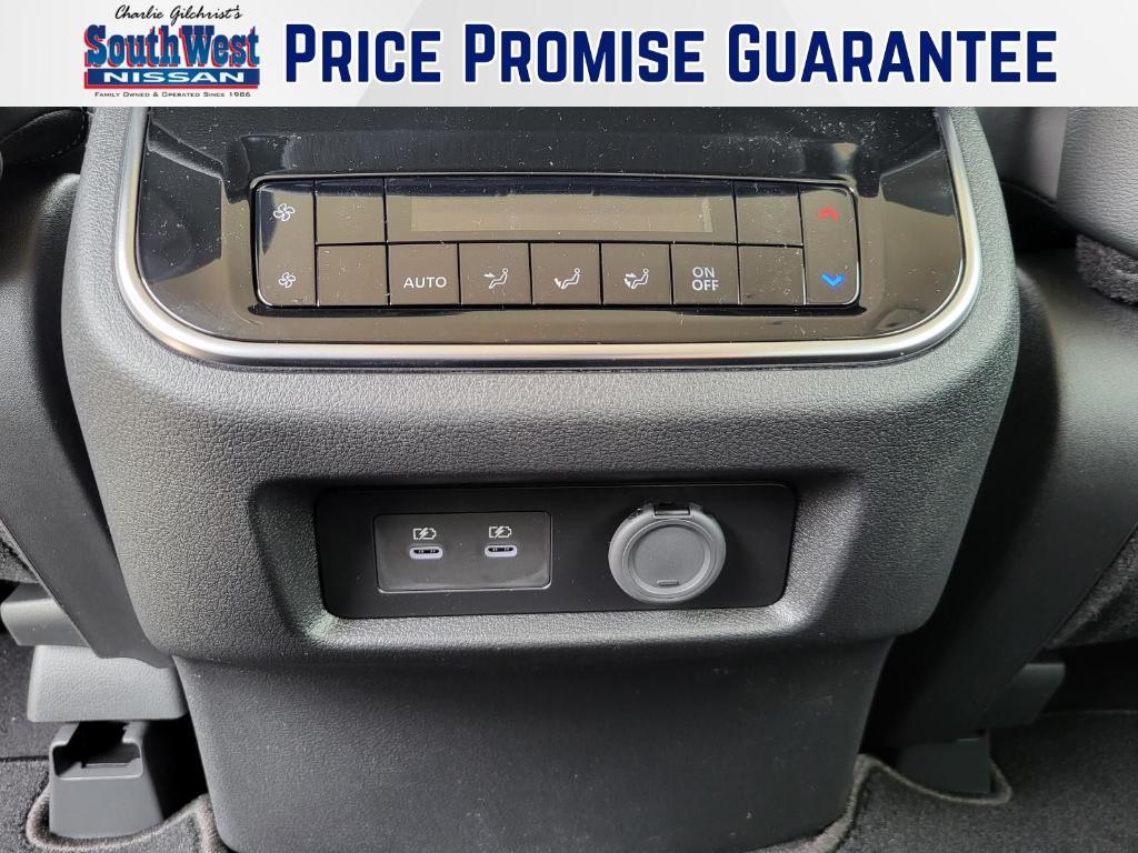 new 2025 Nissan Armada car, priced at $59,654