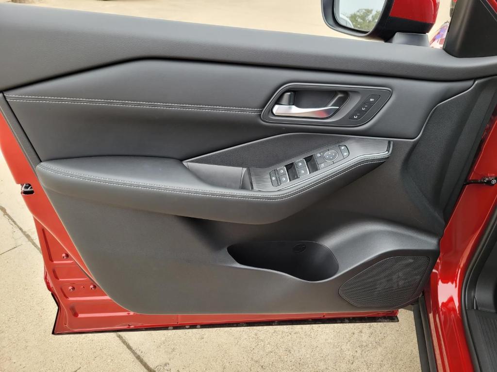 new 2025 Nissan Rogue car, priced at $36,003