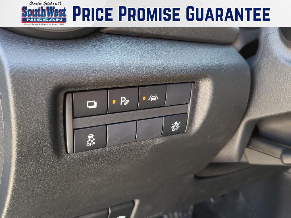 new 2025 Nissan Versa car, priced at $21,237
