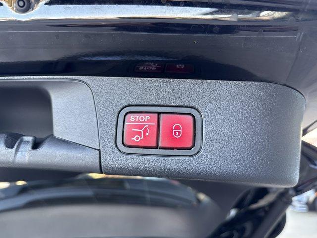 new 2026 Mercedes-Benz GLB 250 car, priced at $51,044