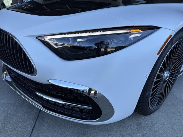 new 2026 Mercedes-Benz Maybach SL 680 Monogram Series car, priced at $264,849