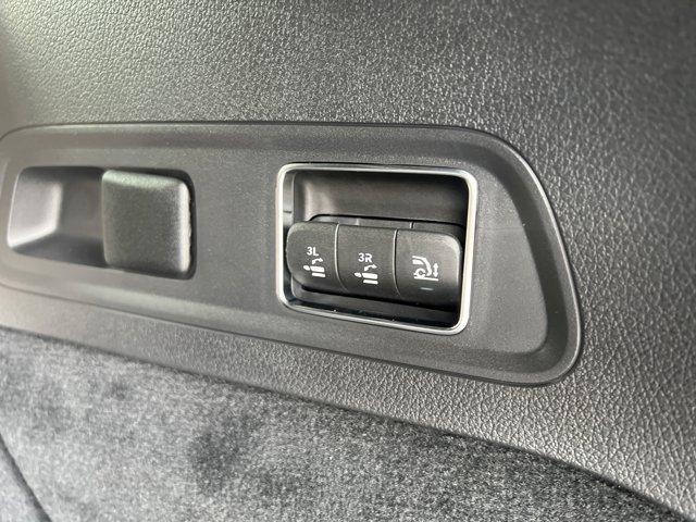 new 2025 Mercedes-Benz GLS 580 car, priced at $120,544