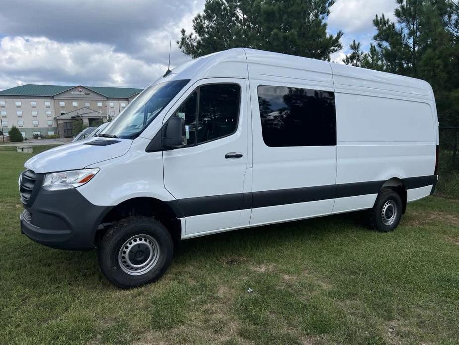 new 2024 Mercedes-Benz Sprinter 2500 car, priced at $77,004